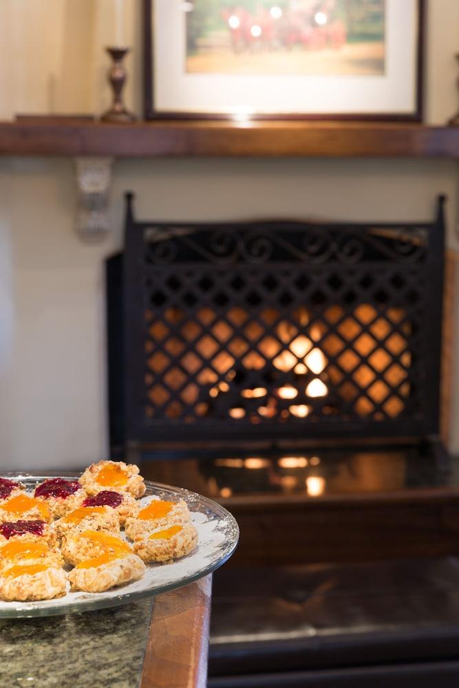 Coachman'S Inn, A Four Sisters Inn Carmel-by-the-Sea エクステリア 写真