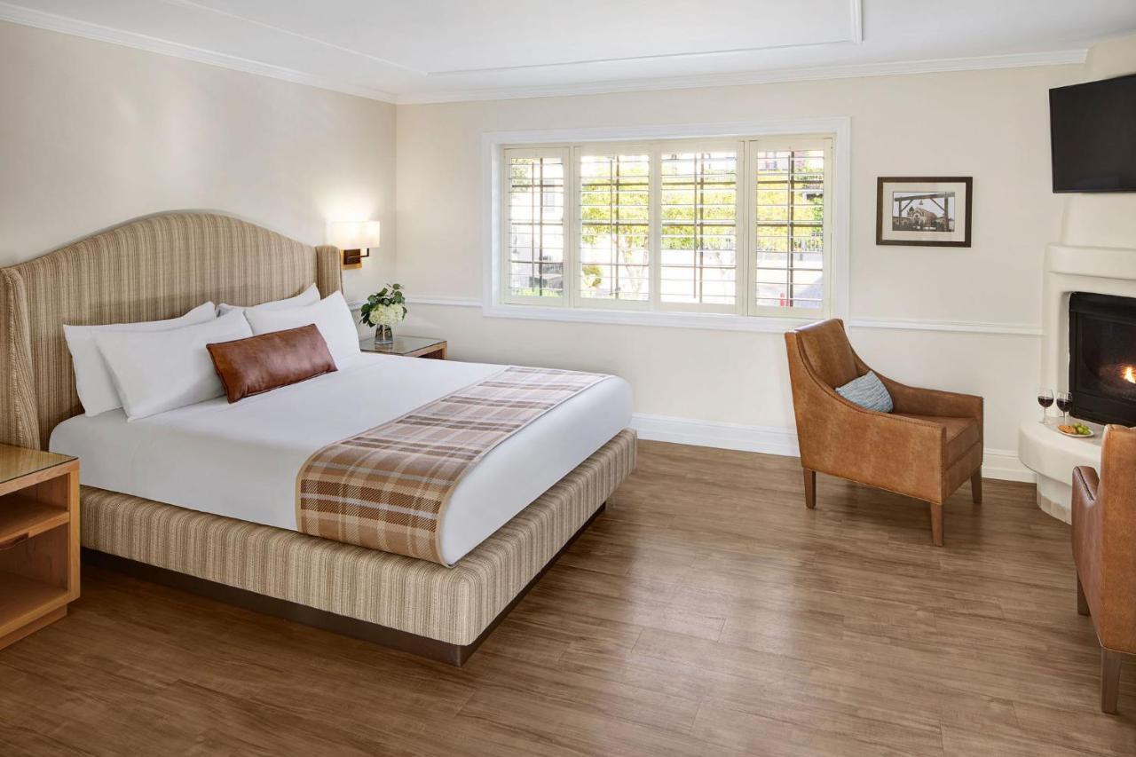 Coachman'S Inn, A Four Sisters Inn Carmel-by-the-Sea エクステリア 写真