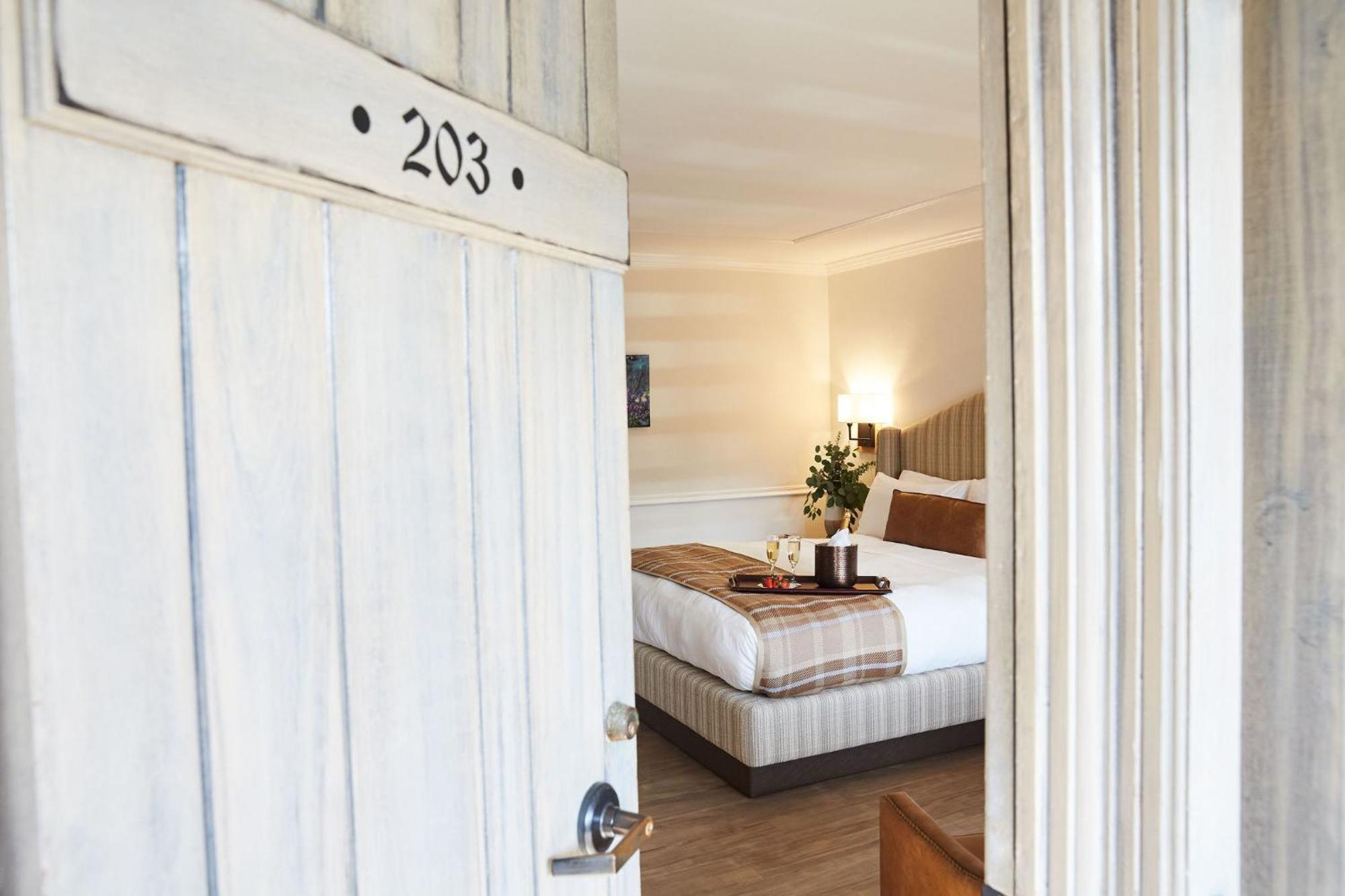 Coachman'S Inn, A Four Sisters Inn Carmel-by-the-Sea エクステリア 写真