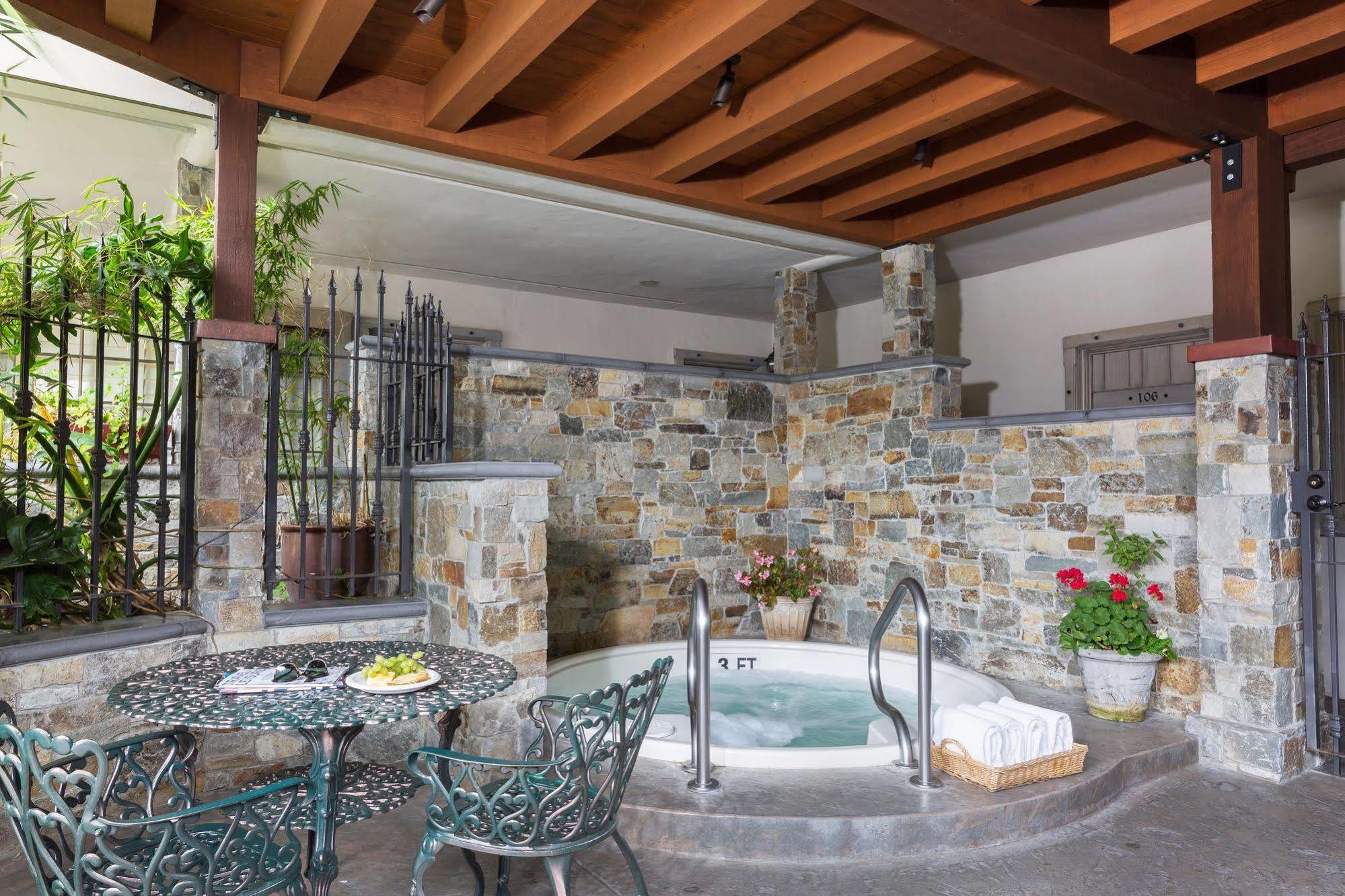 Coachman'S Inn, A Four Sisters Inn Carmel-by-the-Sea エクステリア 写真