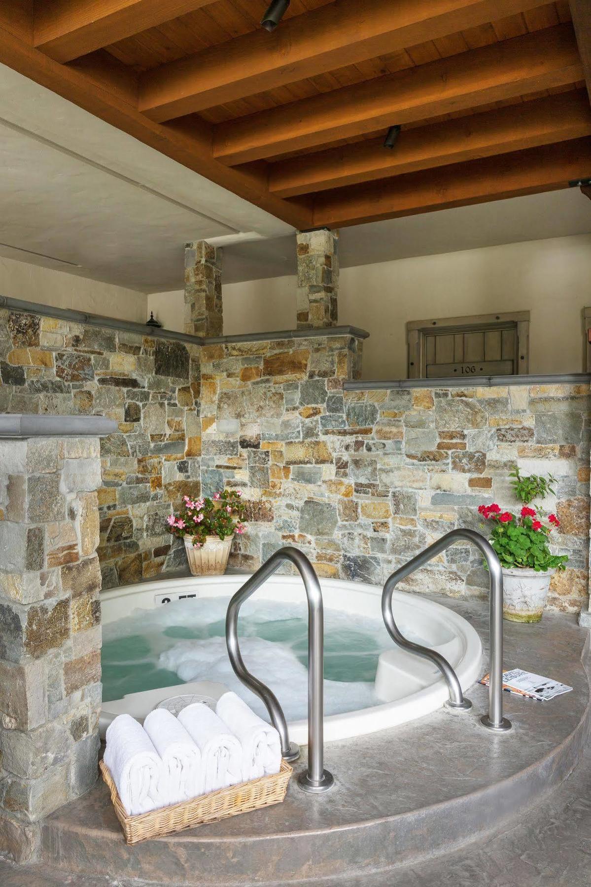Coachman'S Inn, A Four Sisters Inn Carmel-by-the-Sea エクステリア 写真